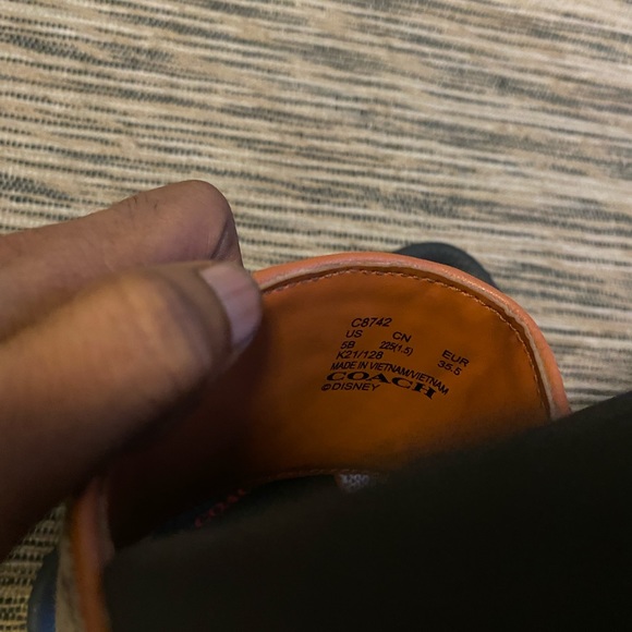 Coach X Disney Sports Slide - Picture 3 of 8